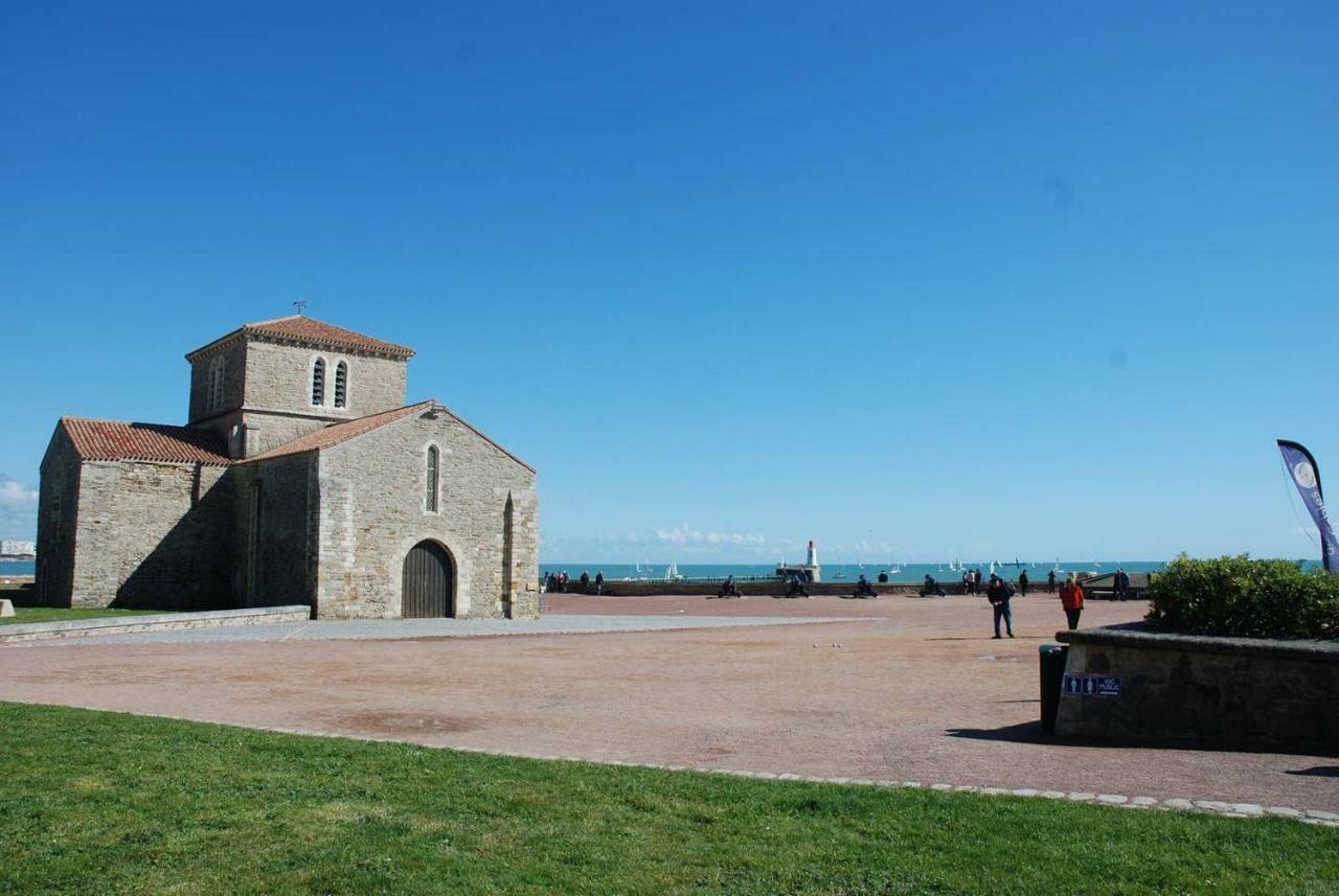 T2 50 M² Au Bord De Mer La Chaume Bagian luar foto