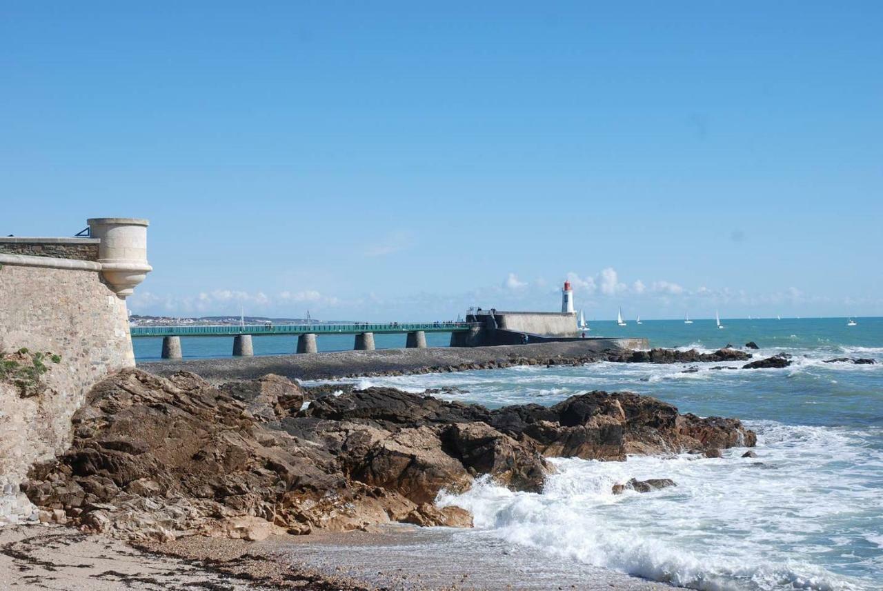T2 50 M² Au Bord De Mer La Chaume Bagian luar foto